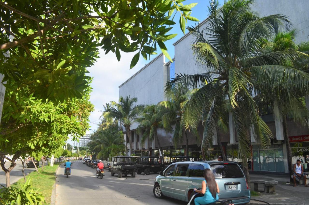 Cocos Place 2* San Andrés